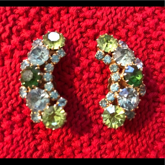🔆 Karu Arke Inc women’s rhinestone earrings - Picture 1 of 2